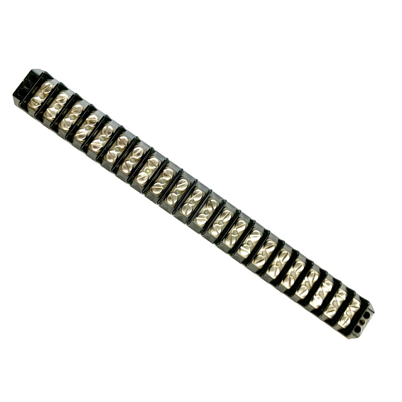 TRW Cinch/Beau 22-141, 22 Position Terminal Block Barrier, Strip 20A @ 250V AC