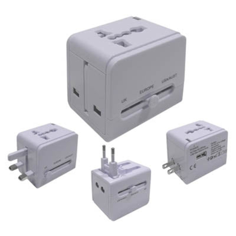 68-111-1 – TRAVEL ADAPTER UNIVERSAL W/USB 3 IN 1 SET