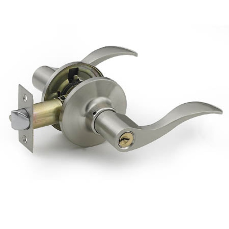 100750 – ENTRANCE LOCK IN LEVER HANDLE WITH LOCK REVERSIBLE
