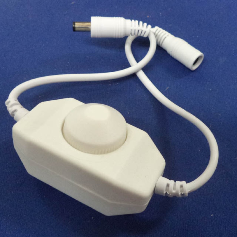 03004 – LED DIMMER 12V-24V 2A