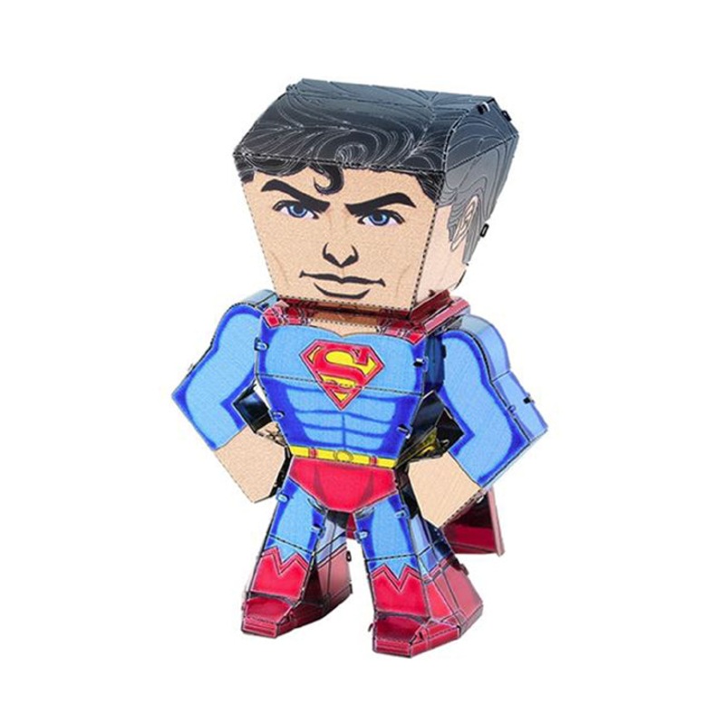 MEM024 – LEGENDS-SUPER MAN METAL EARTH 3D LASER CUT MODEL