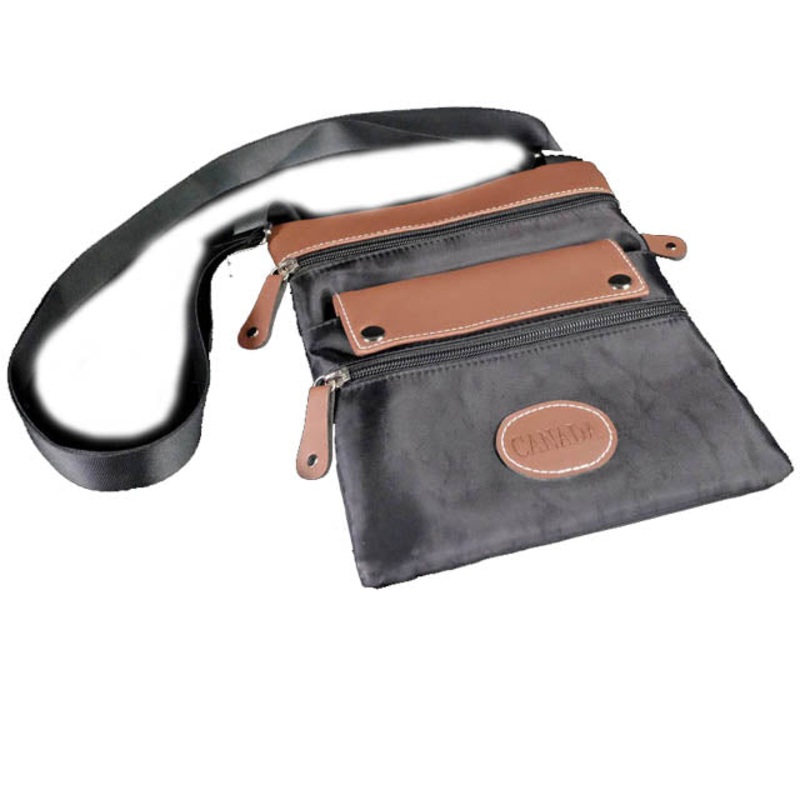 00961 – CANADA SOUVENIR FLAP BAG 8X9IN BLACK/BROWN
