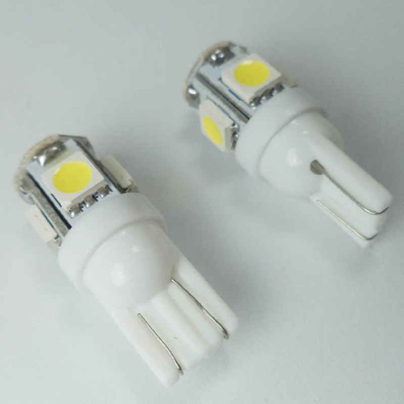 02262 – LED BULB WEDGE 12V WHITE 5LED 5050 REPLACES 194 AND 168 BASE T10 (2 pcs/pkg)