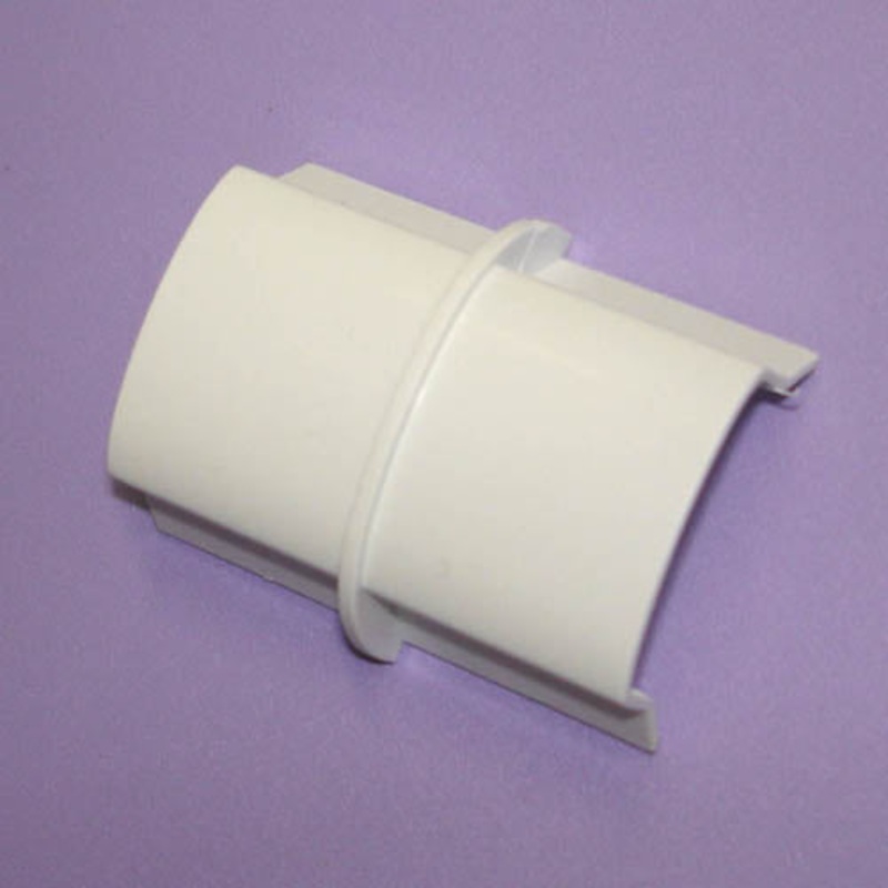 3104 – RACEWAY COUPLING 1.5X0.5IN WHITE OUTDOOR SMOOTH MOLD