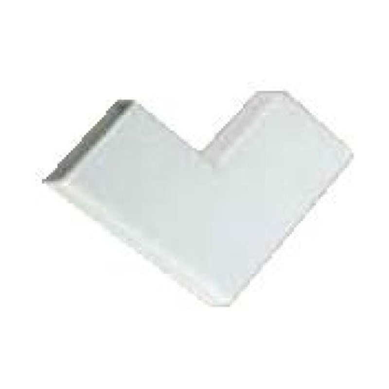 7308 – RACEWAY SIDE ELBOW 1.25IN FLAT WHITE (2 pcs/pkg)