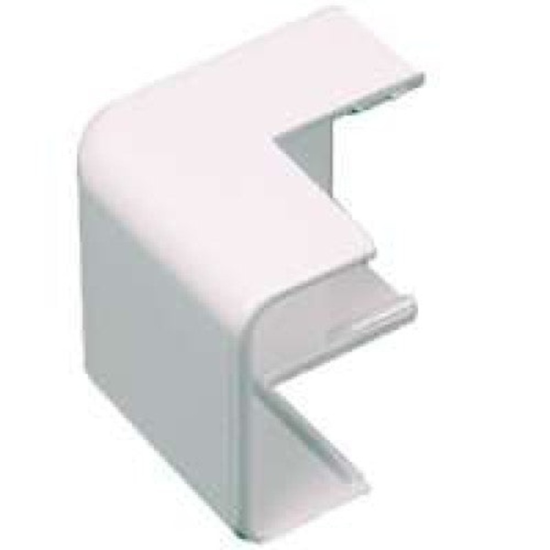 7310 – RACEWAY OUTSIDE CORNER 1.25IN FLAT WHITE