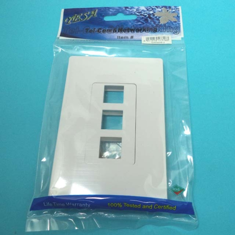 CAT503S-3 – WALL PLATE 3PORT WHITE DECORA SCREWLESS HOOK AND SNAP-ON MOUNT