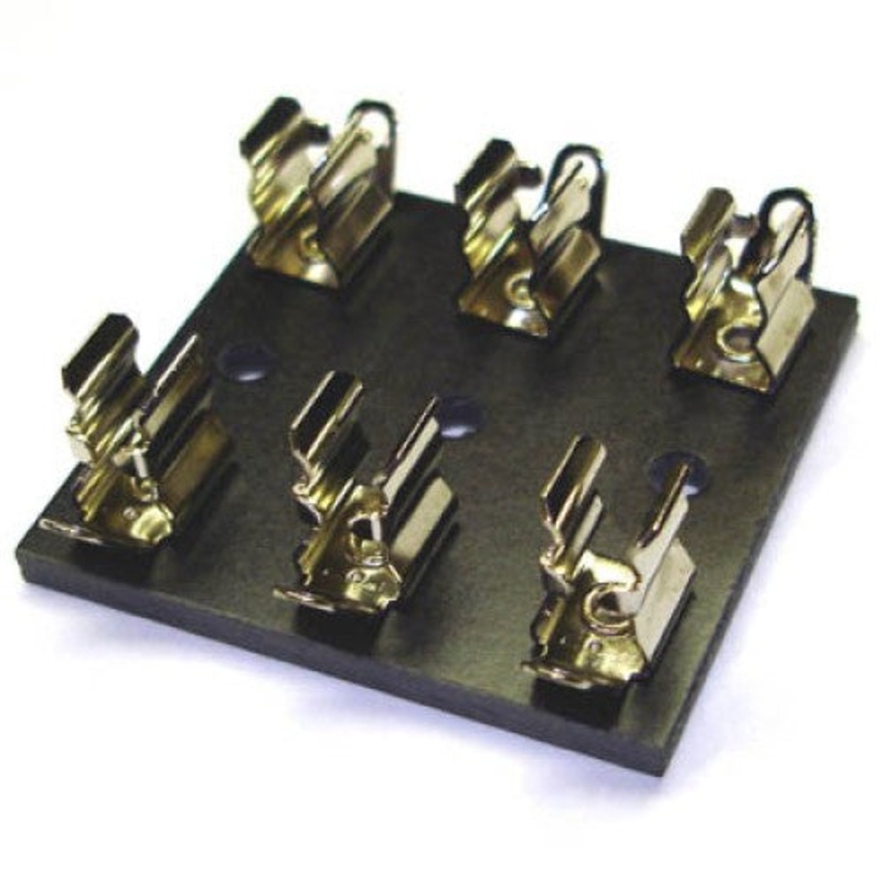 3538 – FUSE BLOCK 6.3X32MM TRIPLE OPEN PHENOLIC QC TERMINAL
