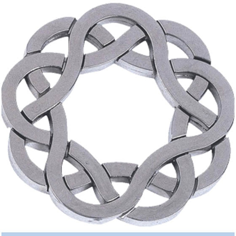 HY23 – COASTER PUZZLE-HANAYAMA CAST METAL LEVEL 4