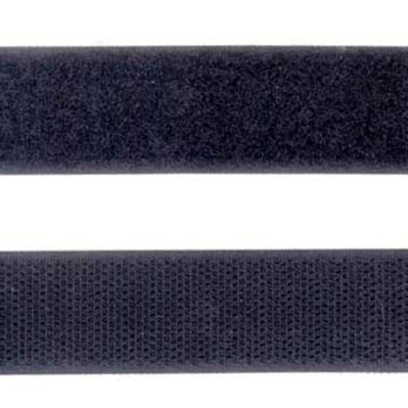 6402360 – VELCRO HOOK AND LOOP SQUARE 1X3 IN BLK ADHESIVE 4PCS/PACK
