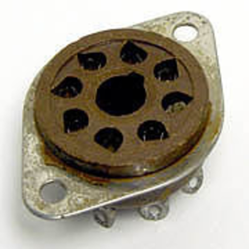 JPAD-601 – RELAY SOCKET 8P RND SOLD PCMT