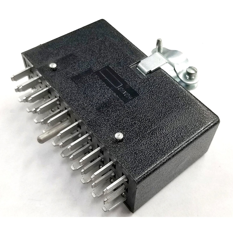 Cinch Jones / Beau P330CCT, 30 Pin Male Cable Mount Connector ~ 10A @ 250V AC
